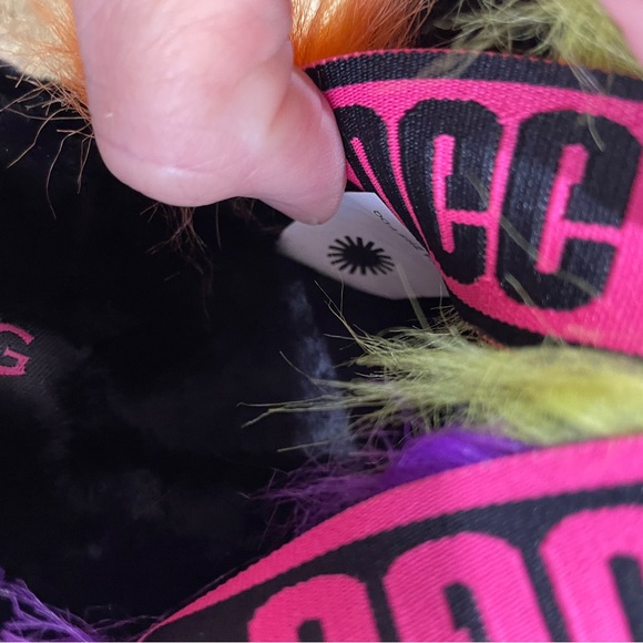 🆕 UGG Fluff Yeah Part Spots Slipper Sandals, Size 8 - Picture 10 of 13